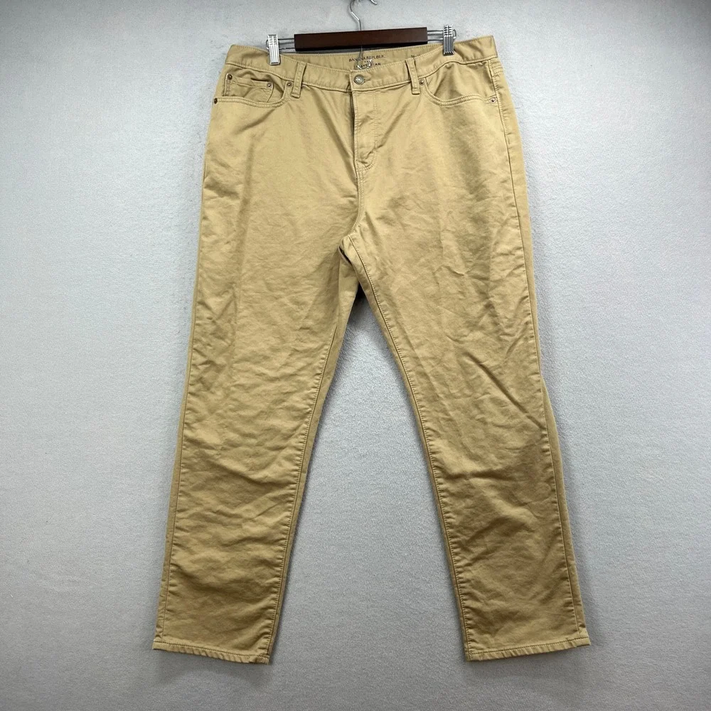 Banana Republic Travel Jean Men 36x32* Khaki Athletic Fit Stretch Tapered Preppy